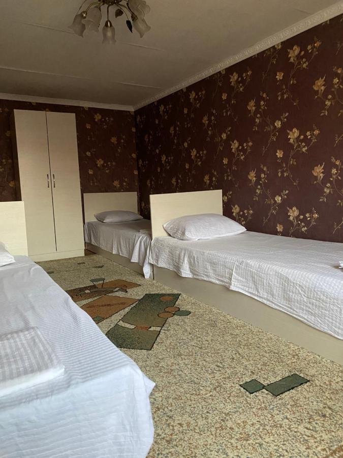Vip Hostel Turkistan Eksteriør billede
