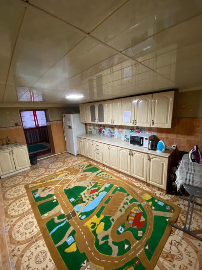 Vip Hostel Turkistan Eksteriør billede